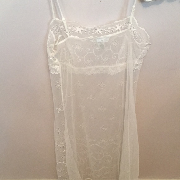 Victoria’s Secret sleep wear - Picture 2 of 3